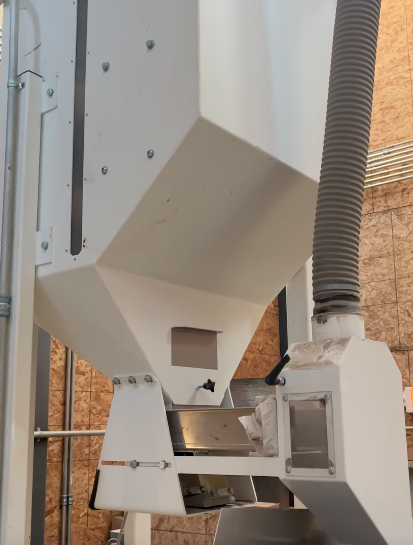 Cimbria Heid Gravity Hopper and Dust Hood Options